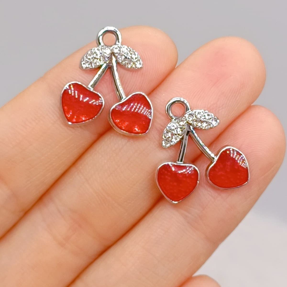 Корейская версия ювелирных изделий diy аксессуары один висячий стерео вишня клубника красный капли масла сплав подвеска DIY...